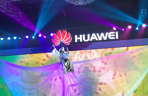 Huawei Nova 2i masuk pasar, andalannya 4 kamera dan layar full 5,9 inci