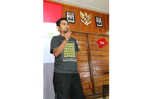 Negeri di atas awan dan sinyal Telkomsel