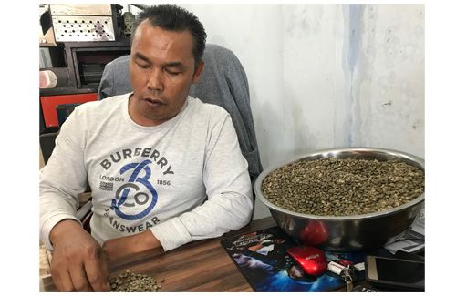 Negeri di atas awan dan sinyal Telkomsel