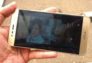 Asus Zenfone 3 Max : Power bank yang bisa buat telepon dan sosmed