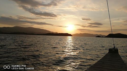 Pesona Labuan Bajo dalam rekaman Huawei P10